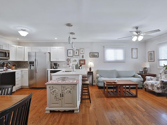 5th image of 918 Minerva Ave