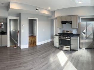 15 S Ward St #1, Worcester, MA 01610