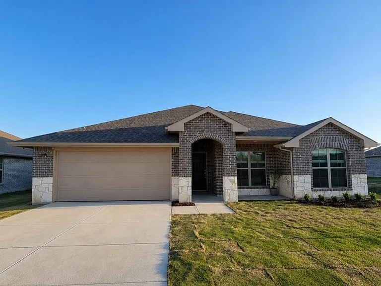 119 Willowbend Loop — Photo 1