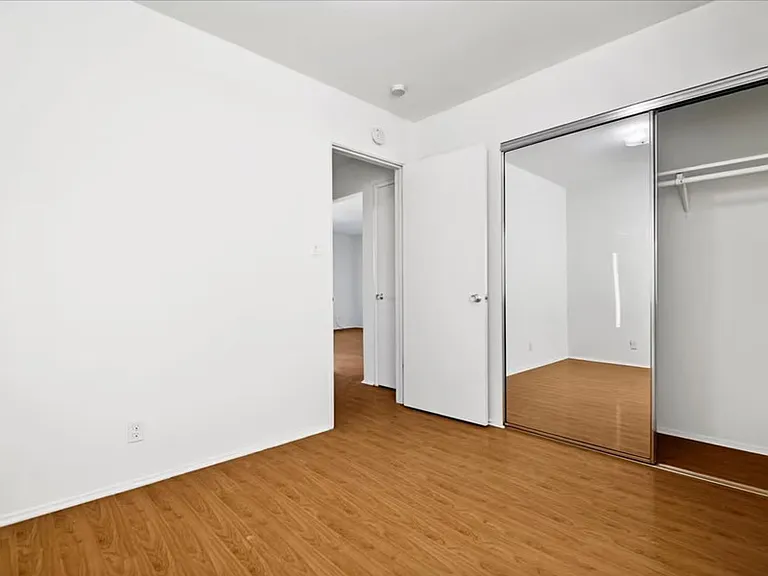 1739 Addison St #12 — Photo 9