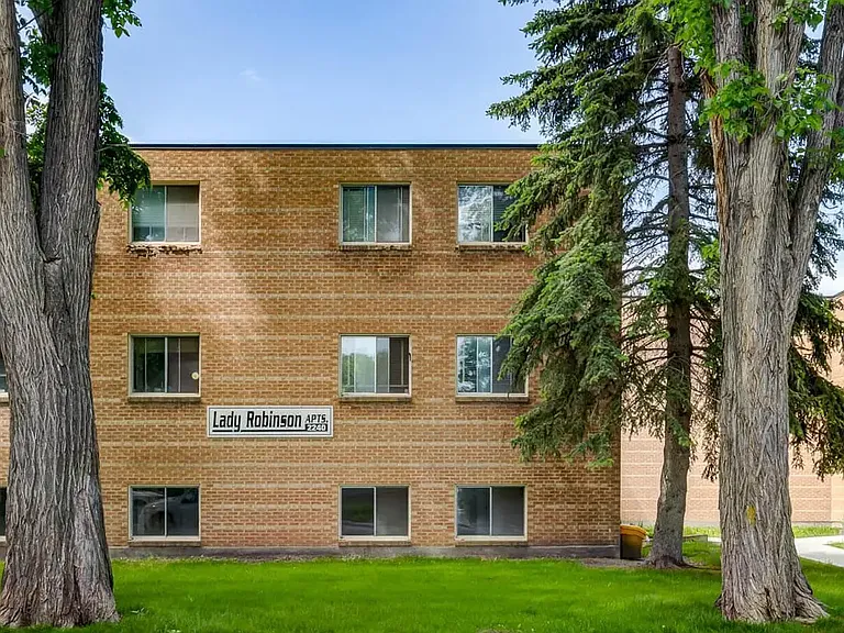 2240 Robinson St — Photo 20