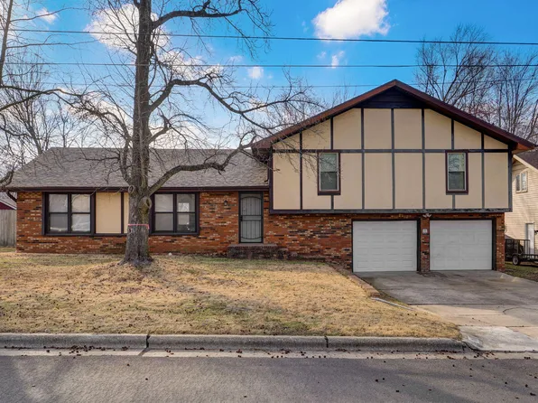 3839 N Stewart Avenue, Springfield, MO 65803