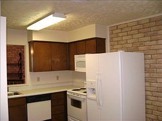 4th image of 24 W Mountain Ln #42