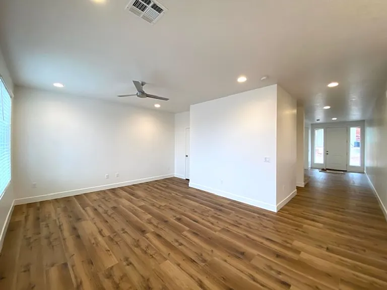 438 Stone Mountain Dr #52 — Photo 4