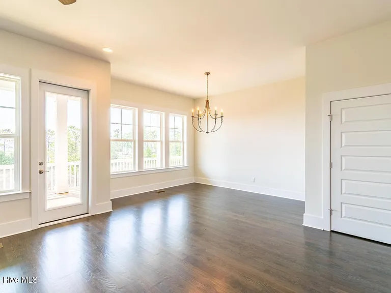 8012 Cotton Rose Ct — Photo 12