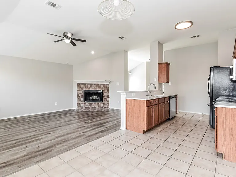 2022 Cobblestone Trl — Photo 4