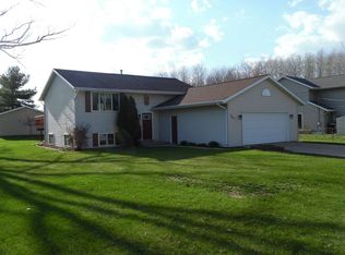 167 Bronson Ave, Oconto Falls, WI 54154
