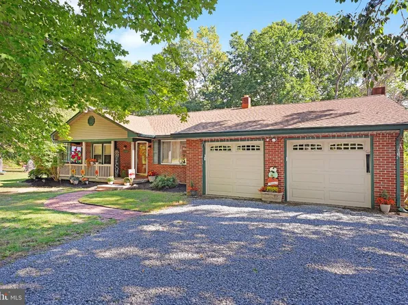 152 Cedar Brook Rd, Sicklerville, NJ 08081