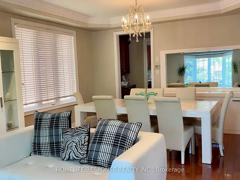 1382 Storey Dr — Photo 11