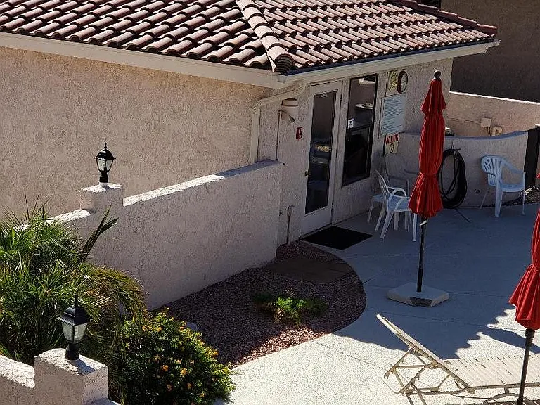 2095 Mesquite Ave #11 — Photo 2