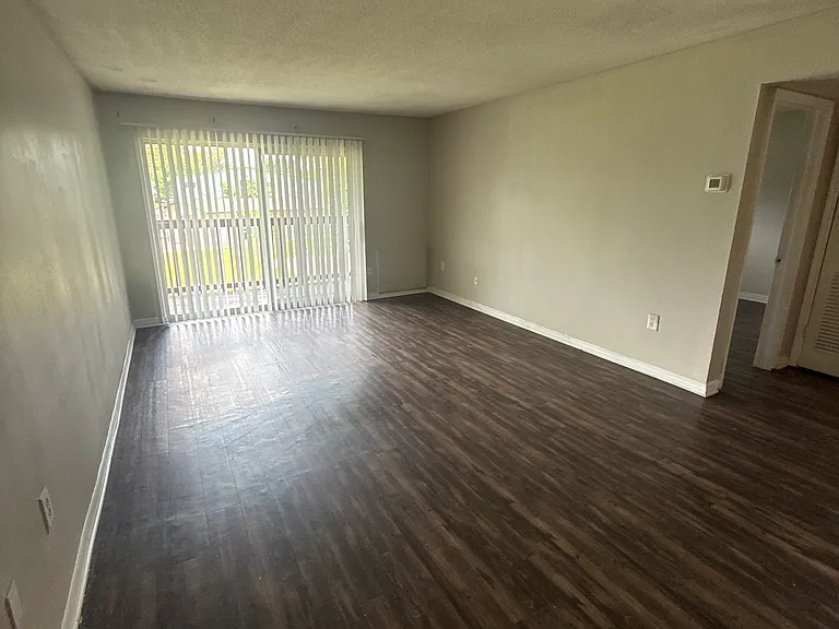 1695 Lee Rd #C210 — Photo 7