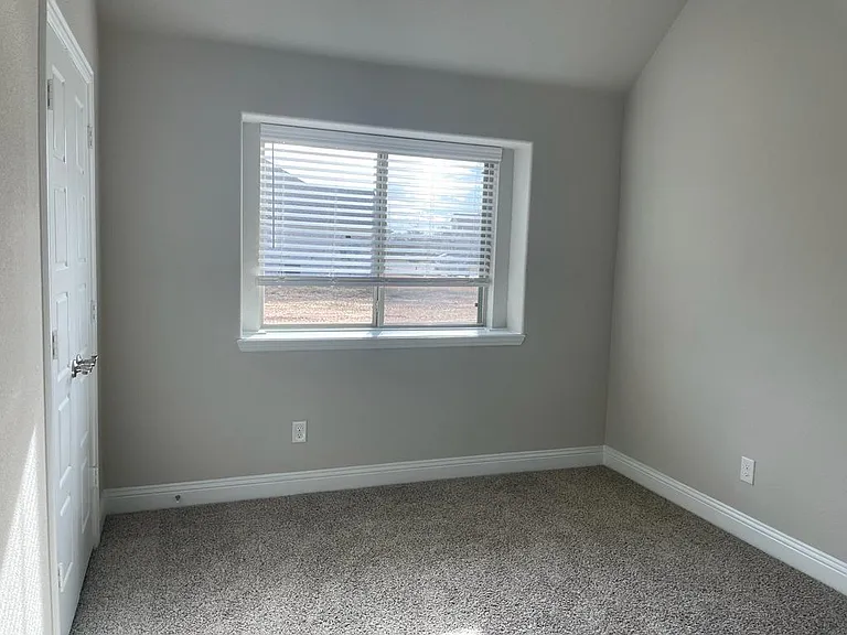 2408 Normandy Ave — Photo 25