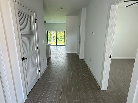 3rd image of 4723 22nd St SW
