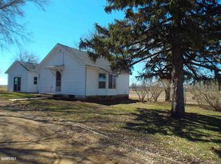 13795 W Green Bush Rd, Lena, IL 61048