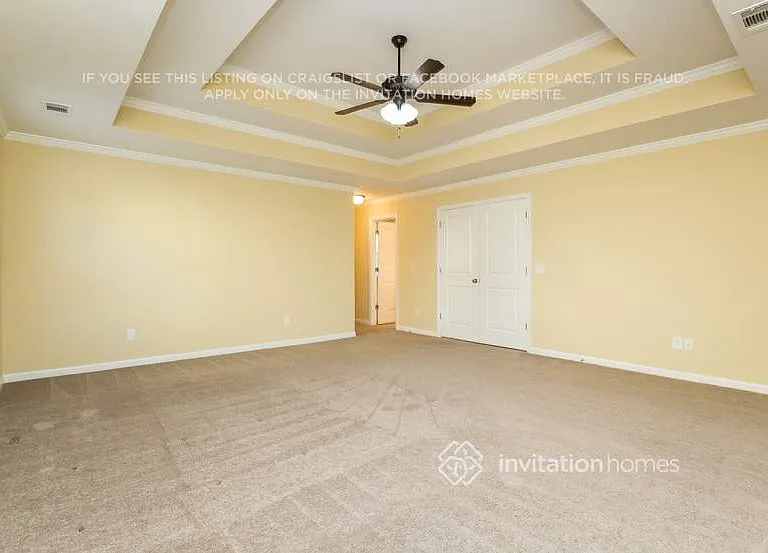 1313 Invermere Dr SE — Photo 8