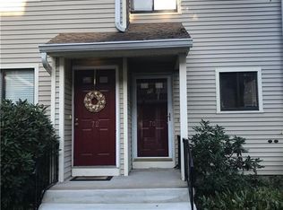 70 Lance Cir, Bridgeport, CT 06606