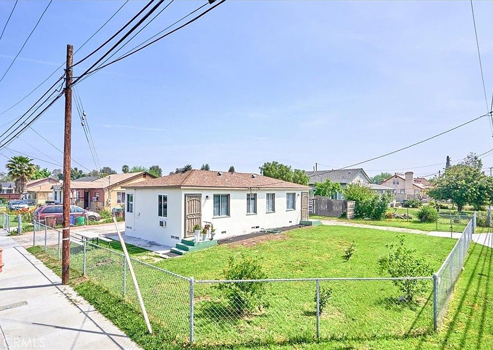 1st image of 25604 6th St