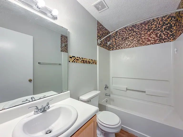 1367 Idlewild Dr — Photo 21
