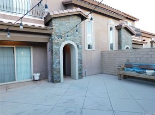 14127 Jicarilla Rd #203, Apple Valley, CA 92307