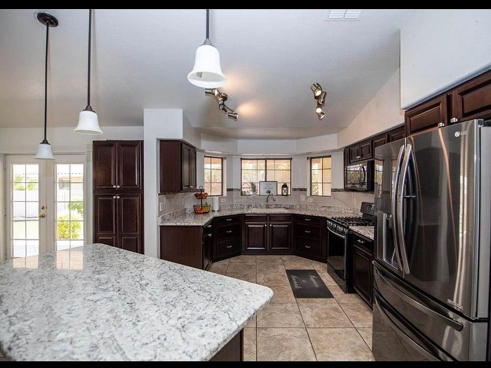 2nd image of 3723 W 20th Pl