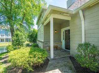 43 Haskell Dr, Bratenahl, OH 44108