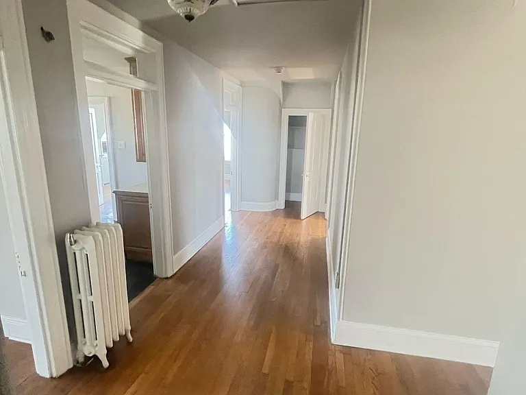 345 N Potomac St — Photo 7