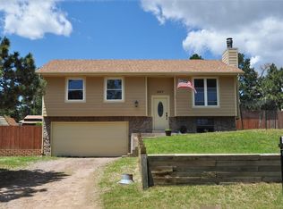 467 S Pearl St, Elizabeth, CO 80107