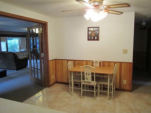 4th image of 804 Birchwood Dr