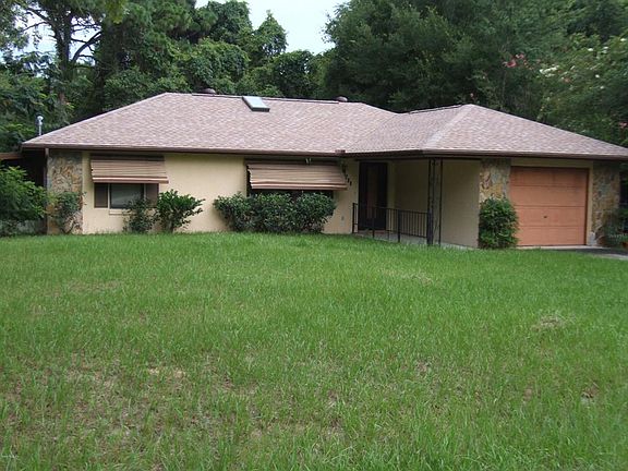 4th image of 230 Bahia Cir