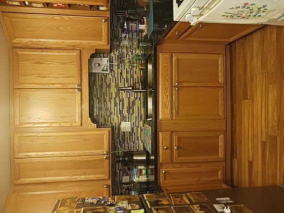 5th image of 100 W Park Circle Dr APT 3I