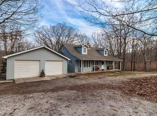 10644 Meadowlark Ln, Gravette, AR 72736
