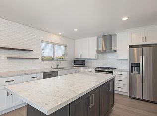 744 3rd St APT 5, Encinitas, CA 92024