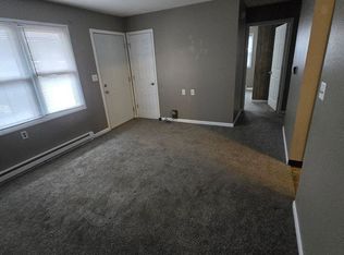 515 Boyden St #E4, Webb, IA 51366