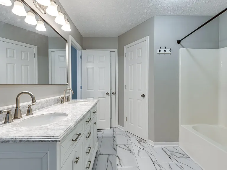 125 Grant Ct — Photo 20