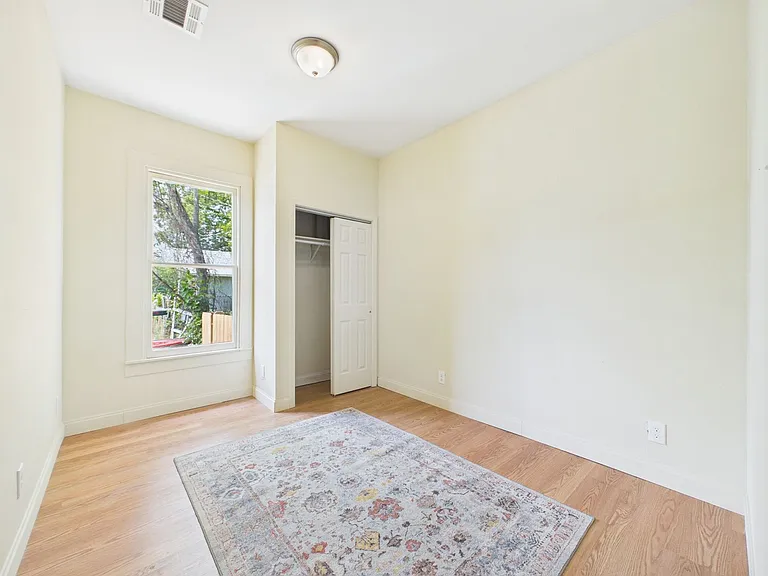 617 E Vermilion St #C — Photo 4
