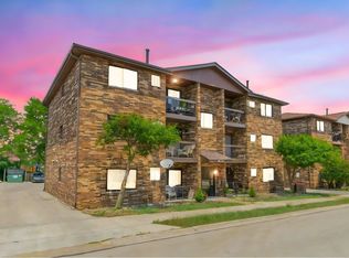 9102 Franklin Ct APT 204, Orland Park, IL 60462