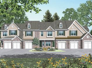 17 Greenwich Ct, Budd Lake, NJ 07828