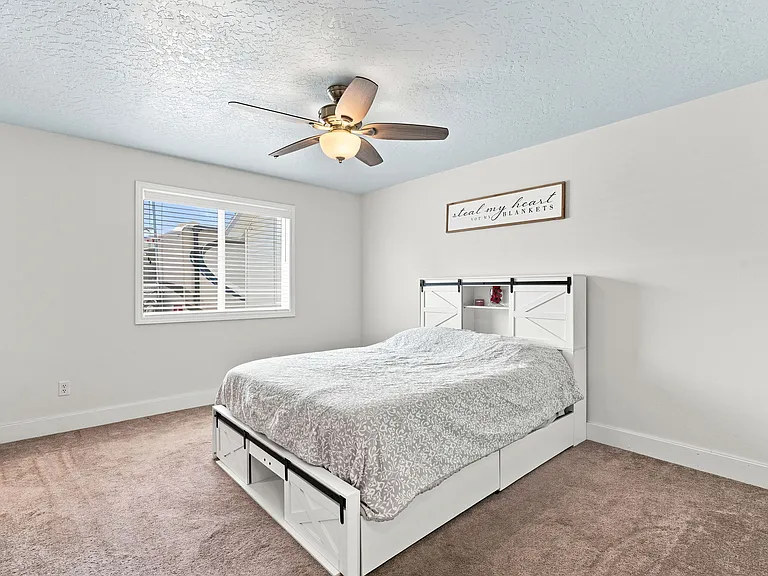 514 W Palmer Dr — Photo 16