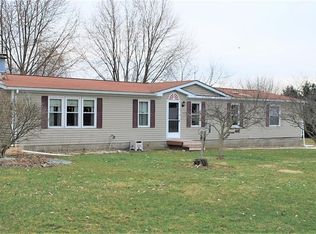 155 Humphrey Rd, Slippery Rock, PA 16057