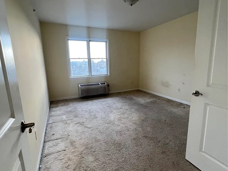 438 Palisade Ave #2 — Photo 9