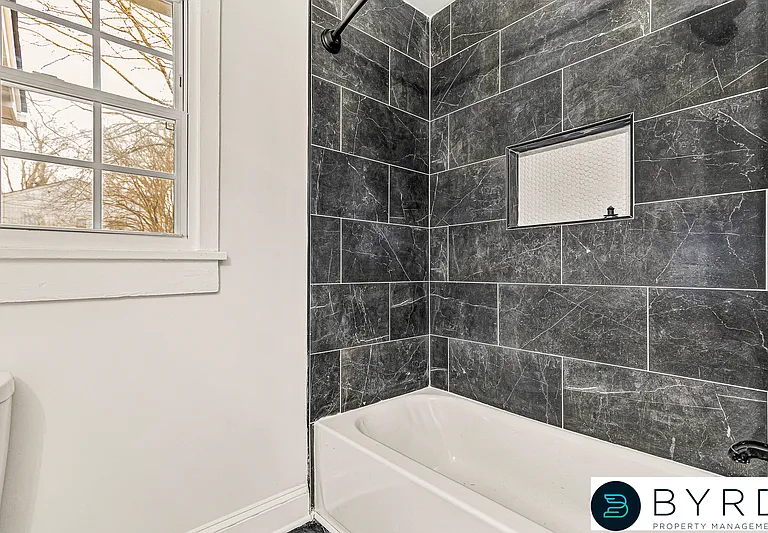 2958 Winston Churchill Dr — Photo 20
