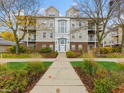 3299 Stratford Ct UNIT 1D, Lake Bluff, IL, 60044