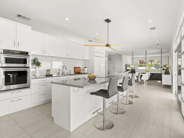 48674 Vista Viejo Dr, Palm Desert, CA 92260
