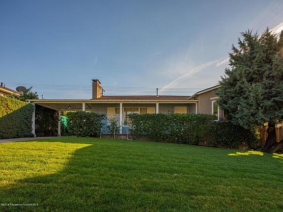 3rd image of 1816 Hillside Dr