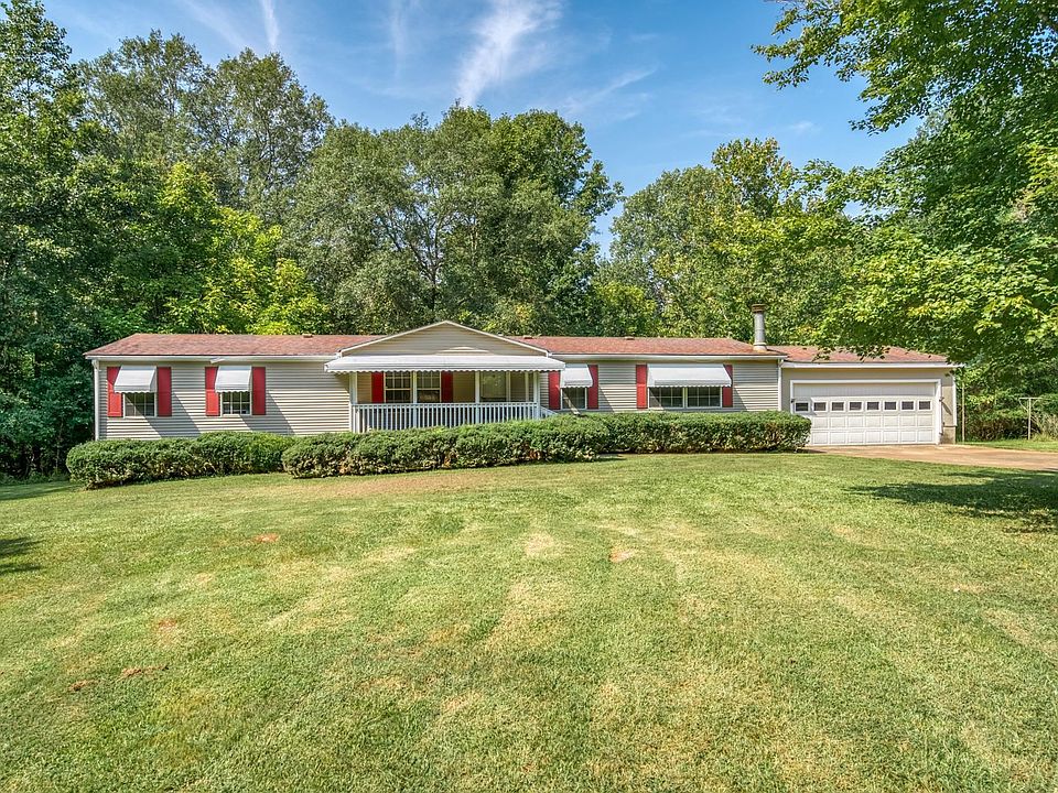 1st image of 416 River Oak Dr