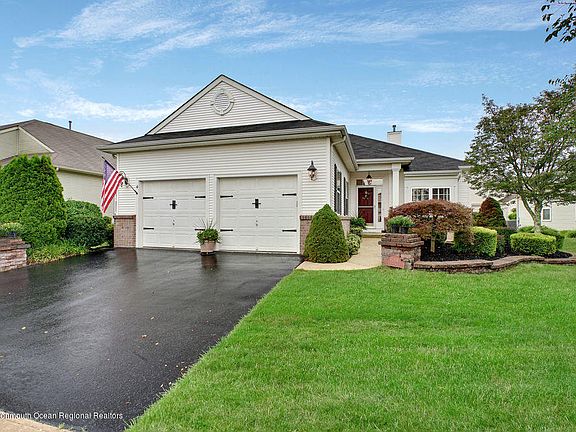 3rd image of 4 Verona Dr