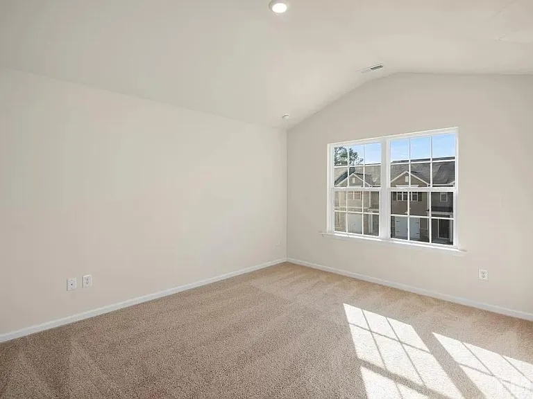 1400 Gracie Ln — Photo 8