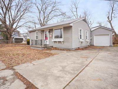 123 S Race St, Princeton, IN, 47670