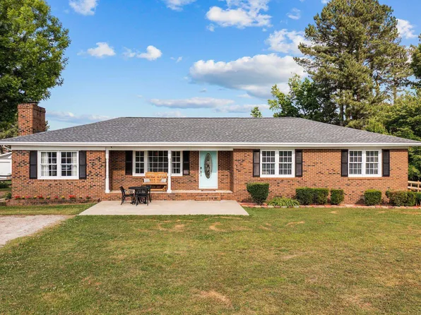 224 W Young St, Rolesville, NC 27571