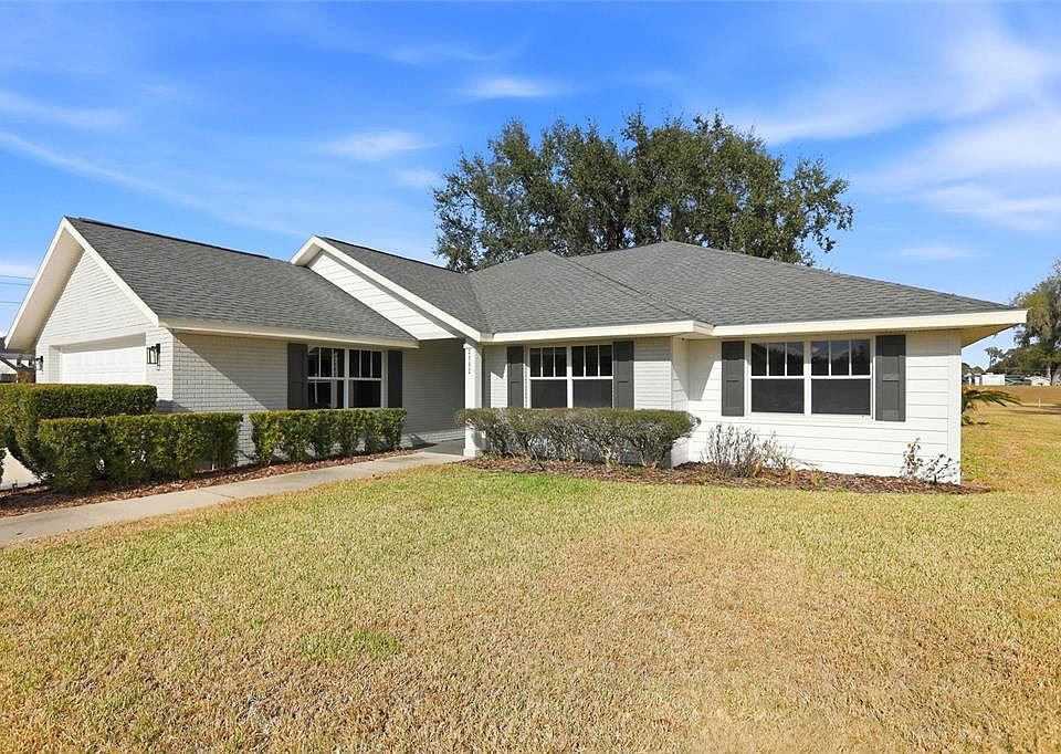 1st image of 2992 Oaks Bnd